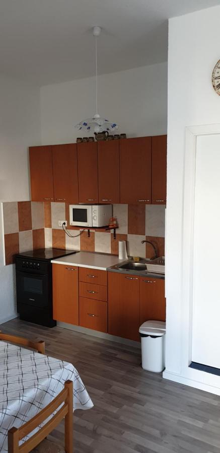 Apartment Maslenica-bougainvillea
